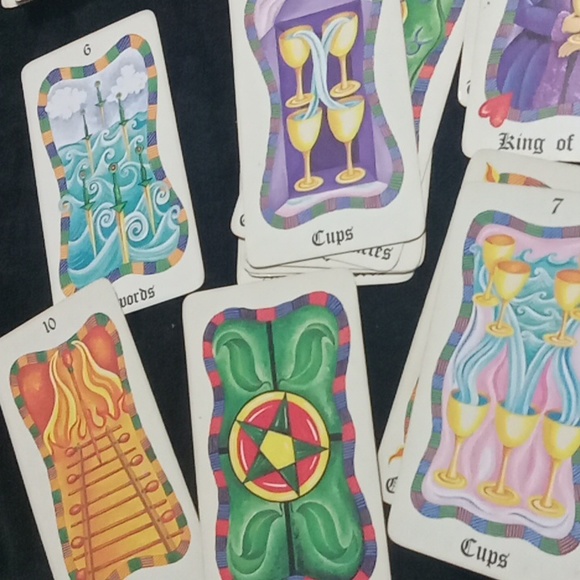 VINTAGE TAROT DECK! Hard to Find- BY Sasha Fenton out of print 90s! - Picture 2 of 3